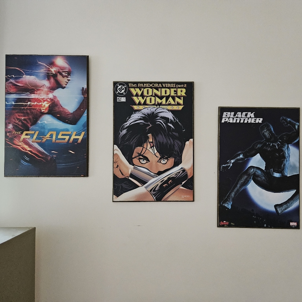 Superhero wall decor